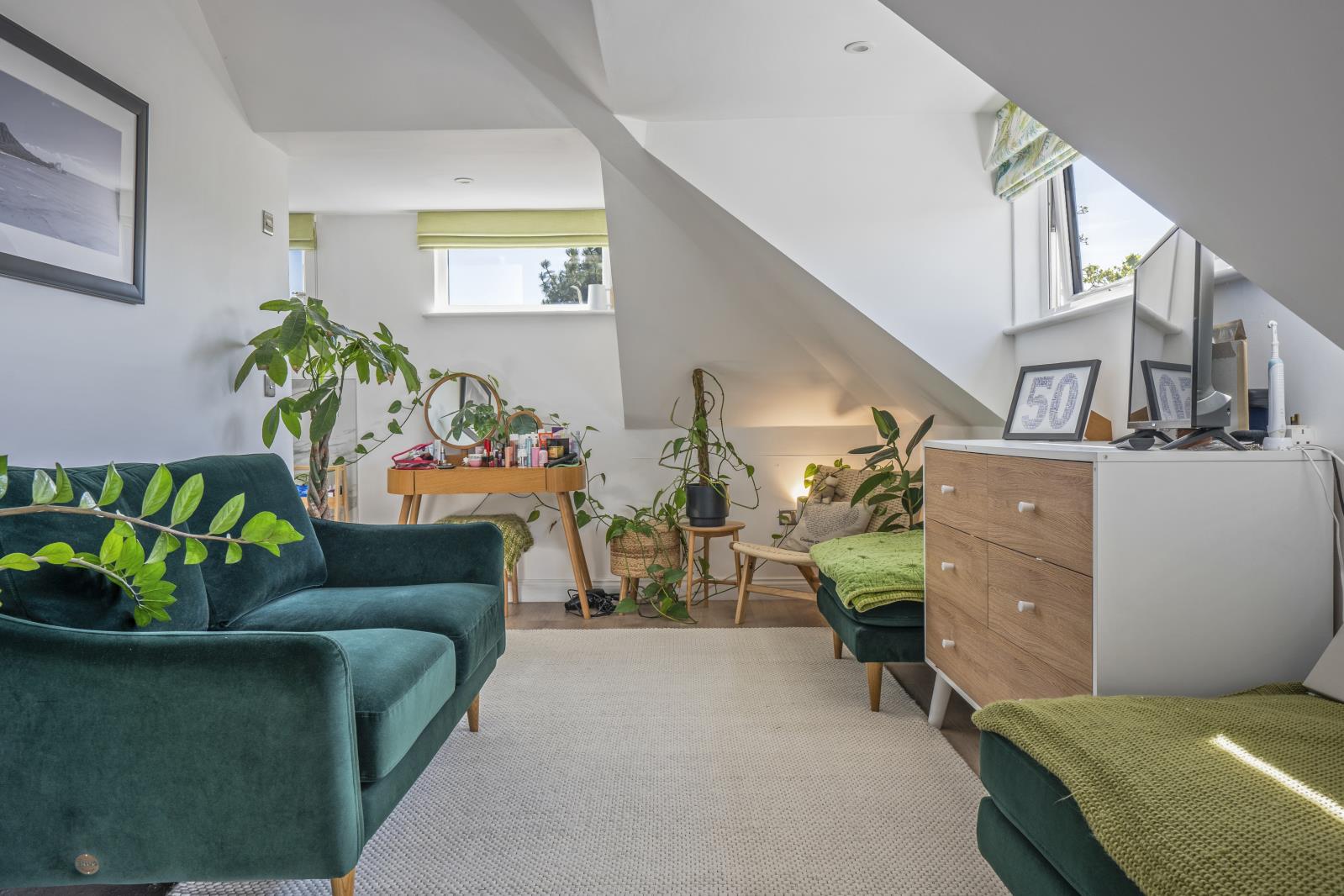 Property Image c8d58cf9-5f72-4f2a-890a-ecabab163b77
