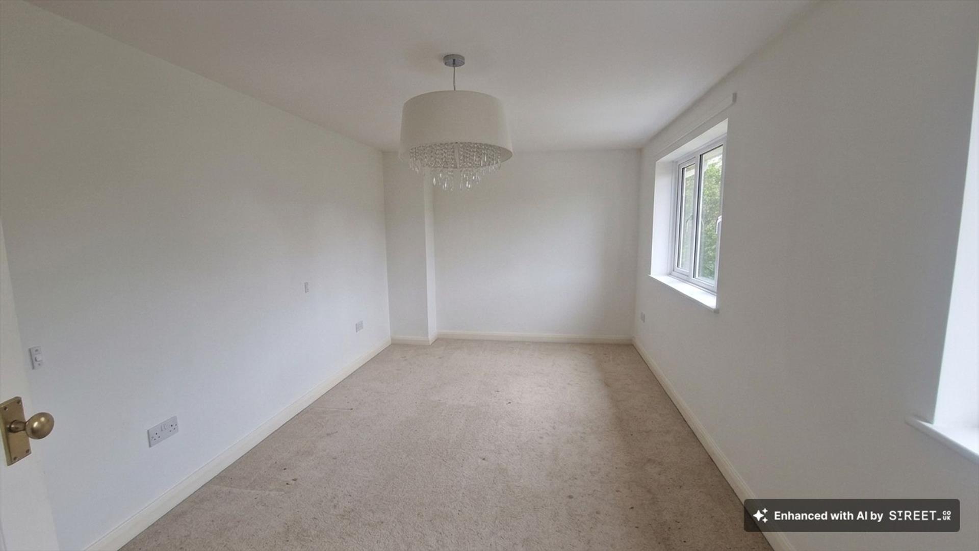 Property Image c9034594-1042-441f-9f7d-426e33df3c0d
