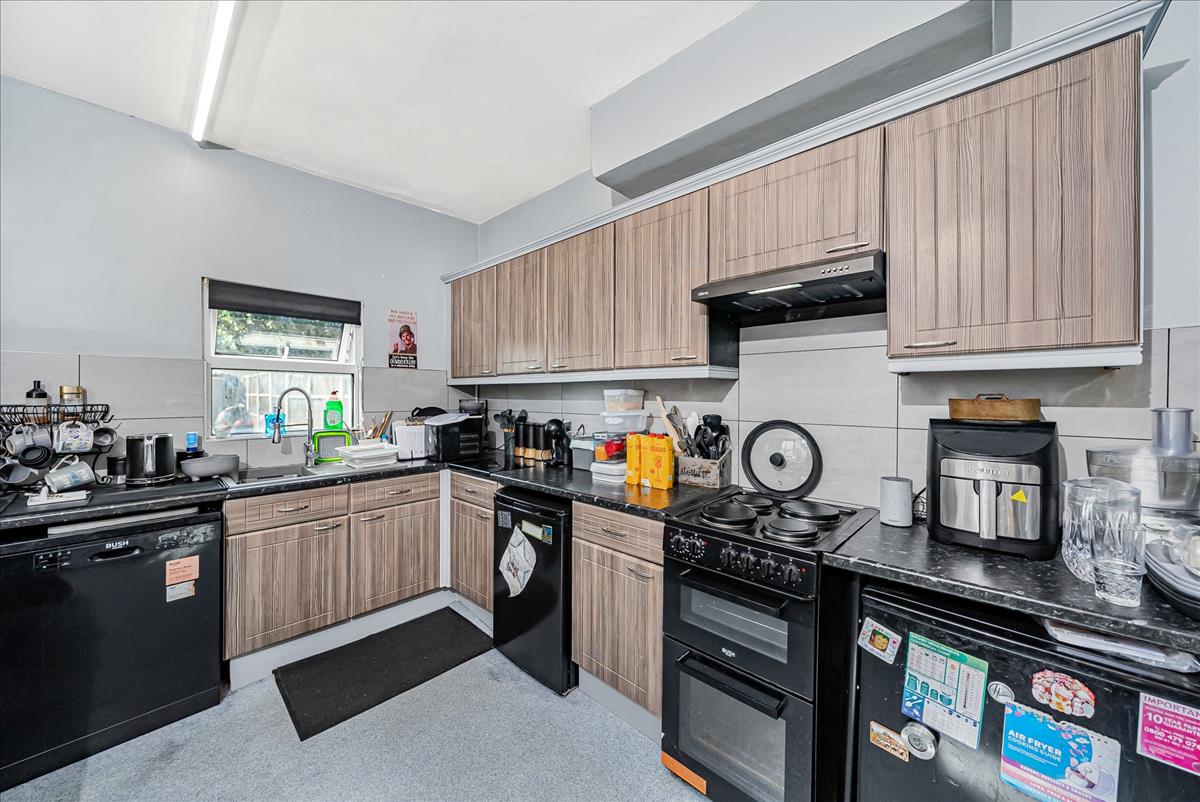 Property Image c9169260-b8e2-4886-8123-04ccc1620351