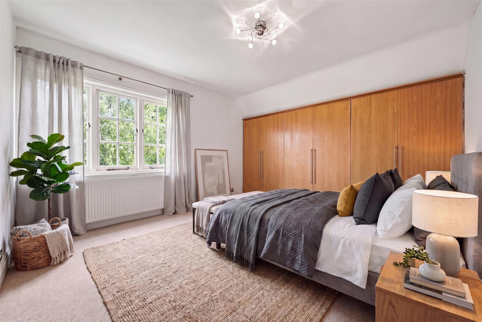 Property Image c92f524f-a78c-48a1-af0e-ec6ab9581f65