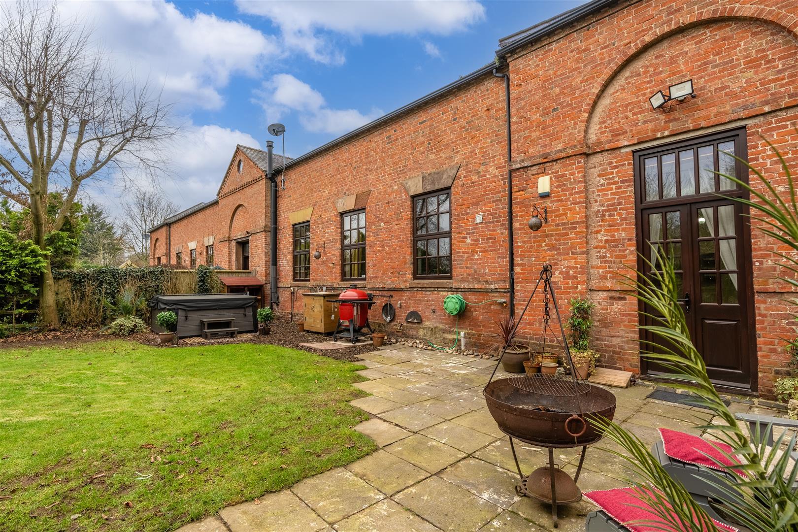 Property Image c93d762d-7e29-4de8-a947-5d40a77f2745