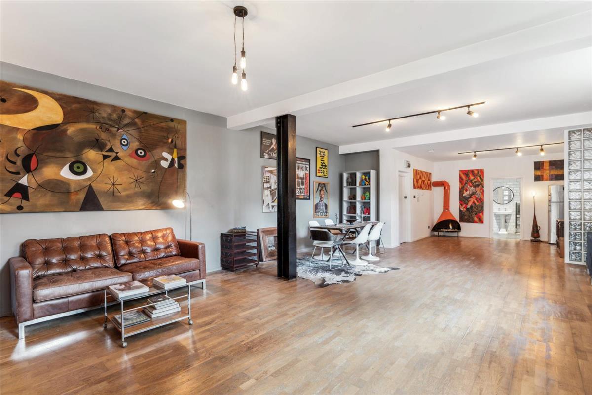 Property Image c946f97b-2bd4-406d-9746-38f17e1c83c5