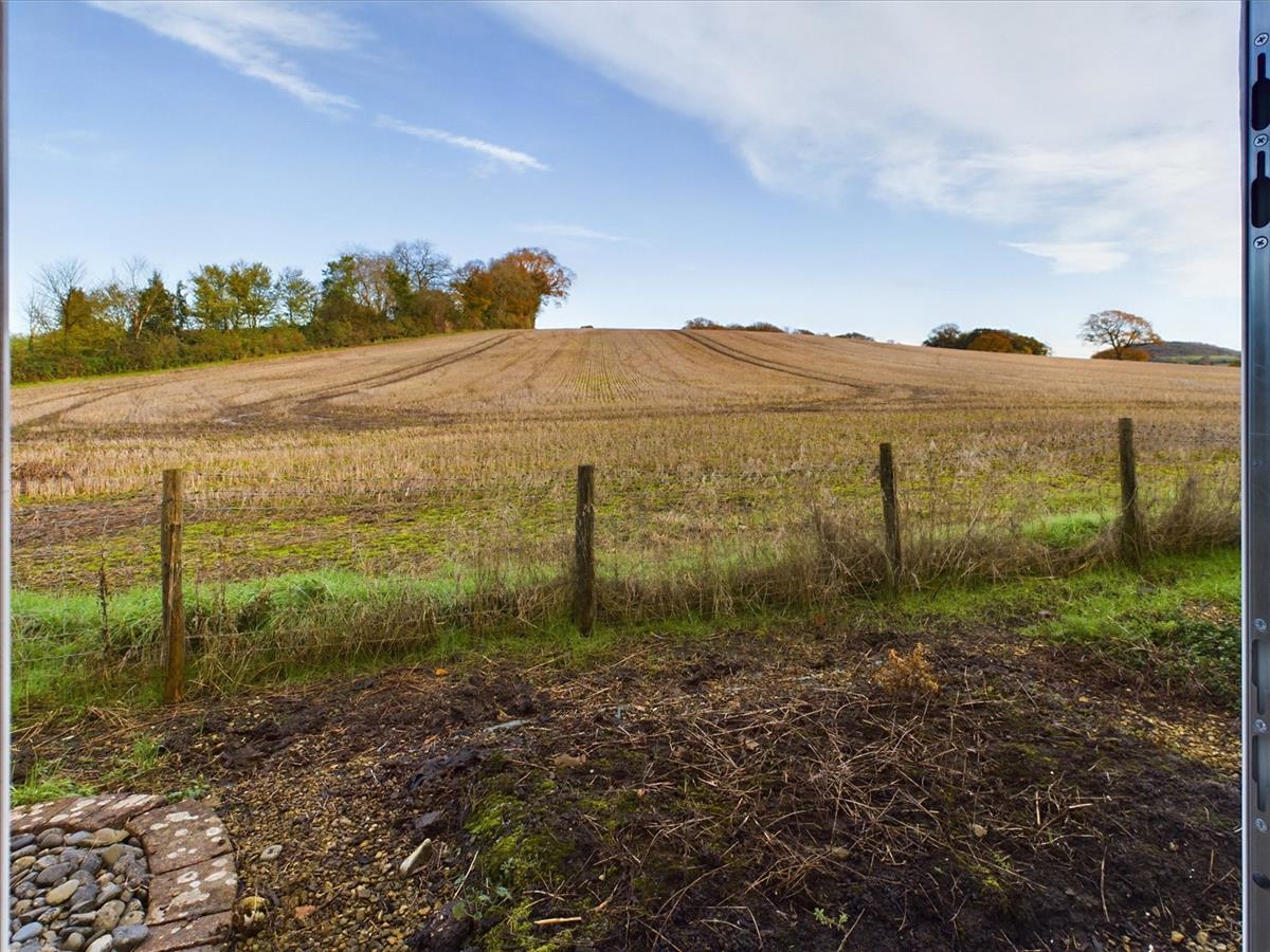 Property Image c95934a4-9a1a-4e7f-a753-2f0c86154ba4