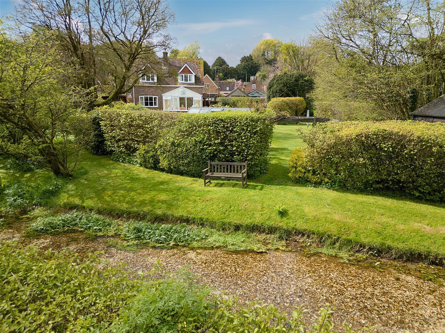 Property Image c95fb9b0-6ade-45bc-8ec1-96533726ed89