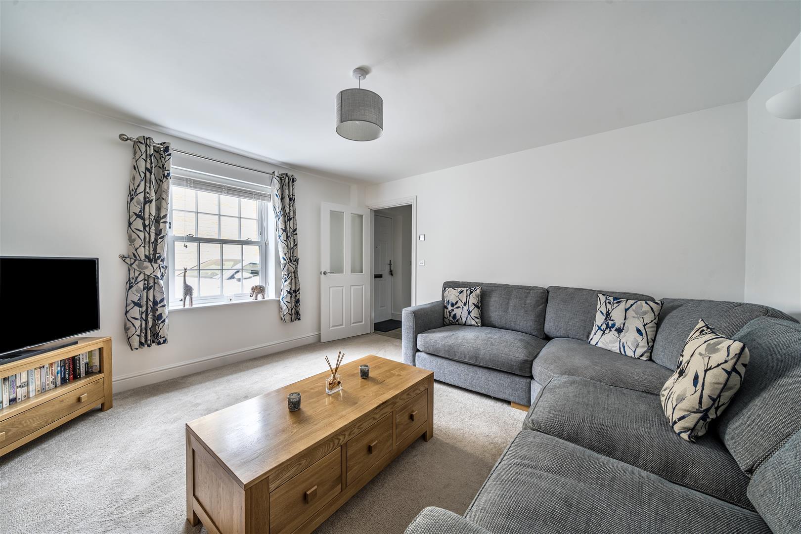 Property Image c982c84c-baaf-4634-9f4c-a0ed85796c05