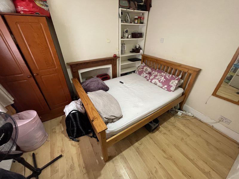 Property Image c9830813-1a34-42ac-a65d-cb14b8d30320