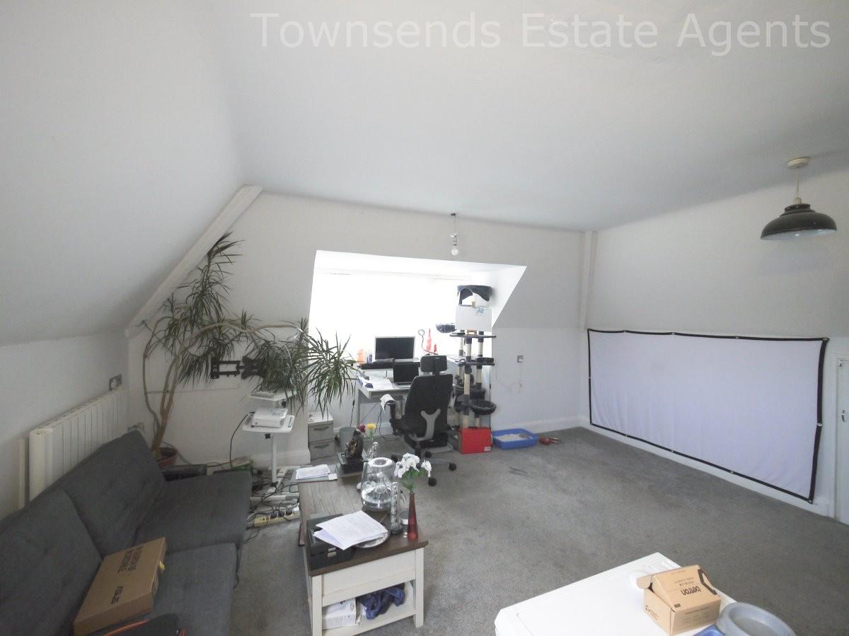 Property Image c984dc9b-6521-4293-802e-2c05ef3a8452