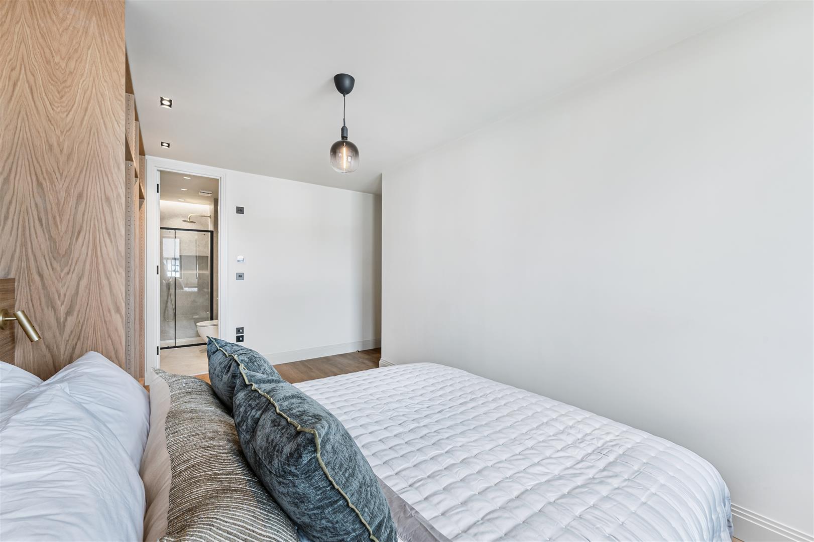 Property Image c989fb6c-6364-4a79-9ac5-8d56ac863608