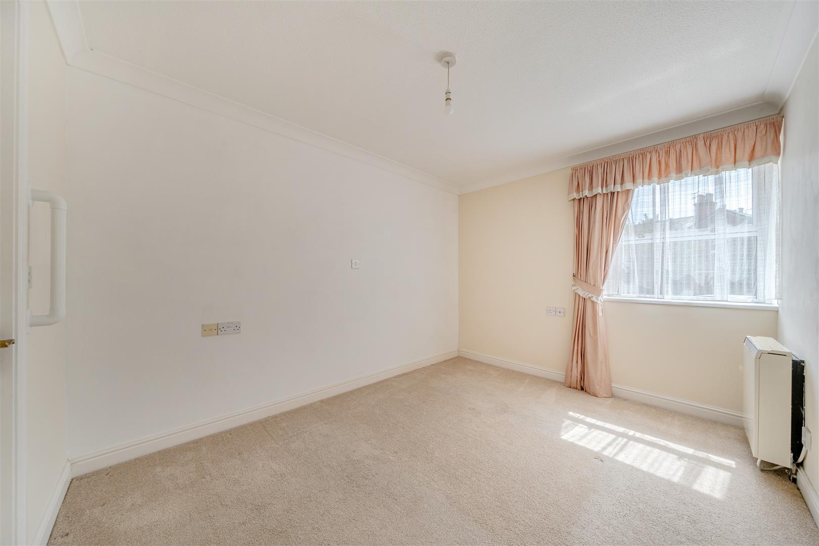 Property Image c992ea9b-79d3-481f-af50-799b46ca3263