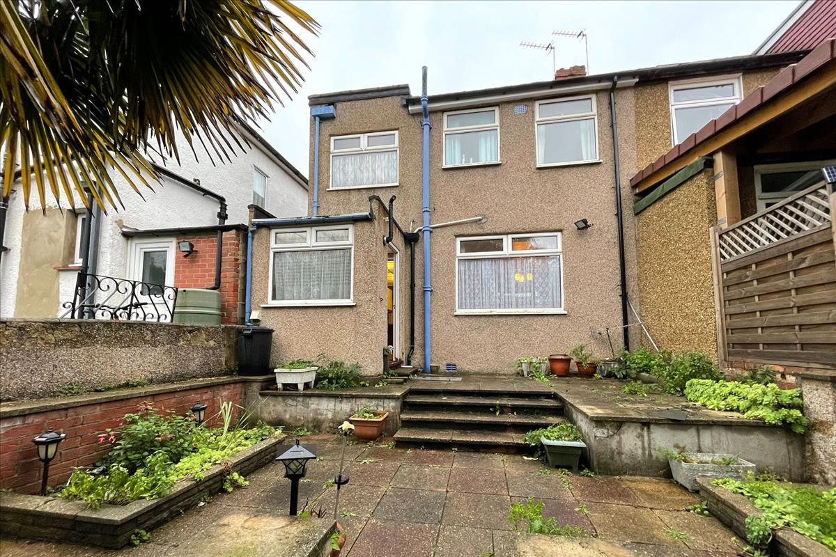 Property Image c99584b1-29cf-46a6-aacf-a026bb1c8e39