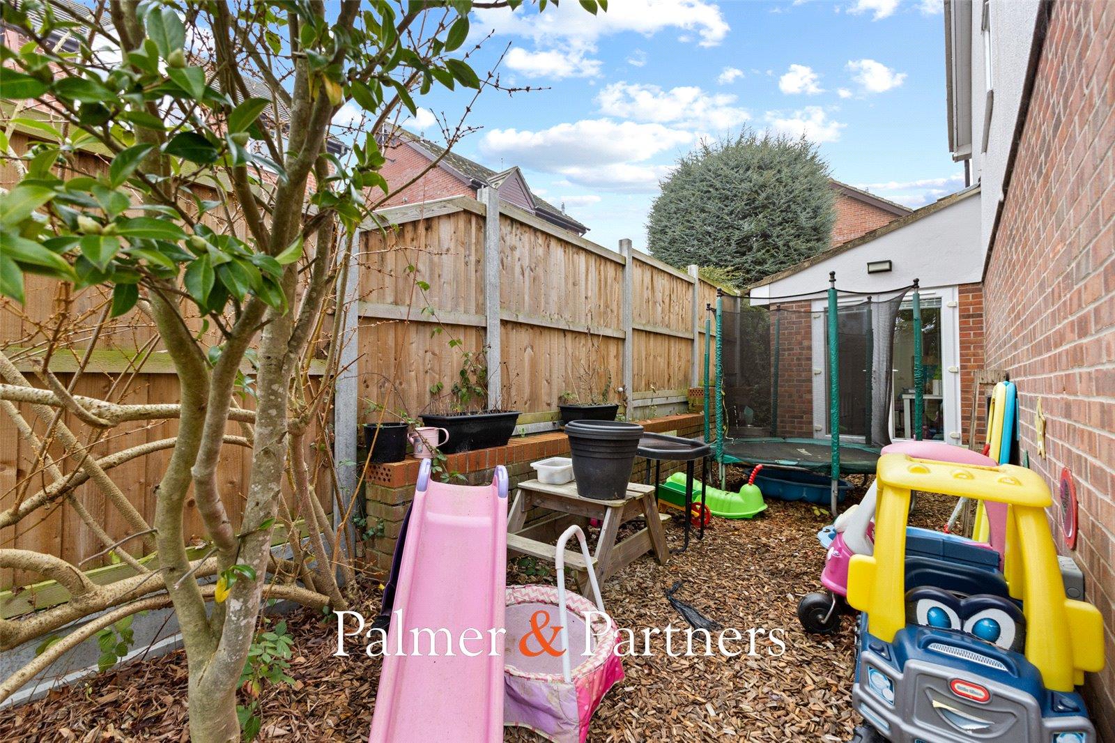 Property Image c998613d-5608-4296-9d1f-dbc252494e03