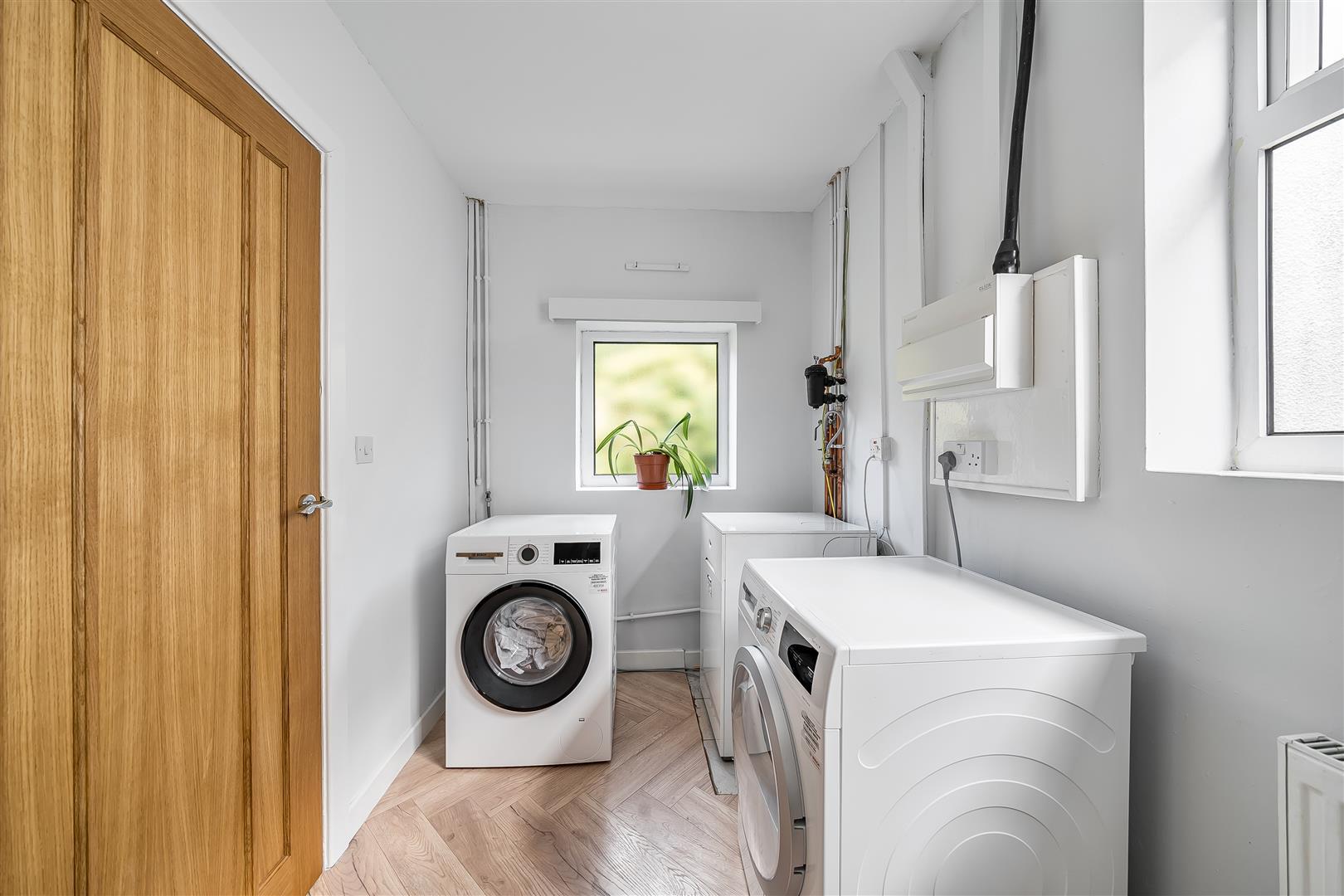 Property Image c99e21ba-75b2-4ab8-b925-dd3366fbd48b