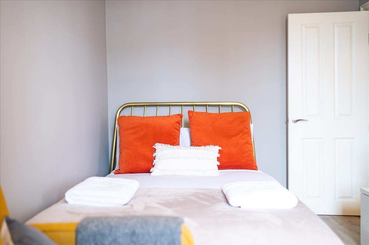 Property Image c9a1e5af-49f0-423c-af9d-e52884d3f07f