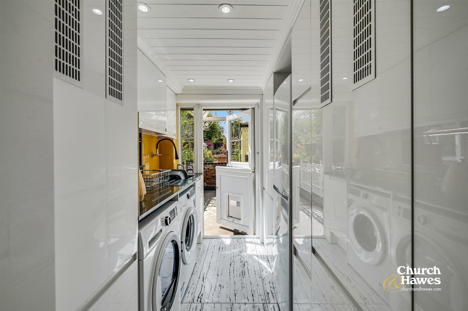 Property Image c9c36d10-1e04-4b63-a379-39ea059df8e0
