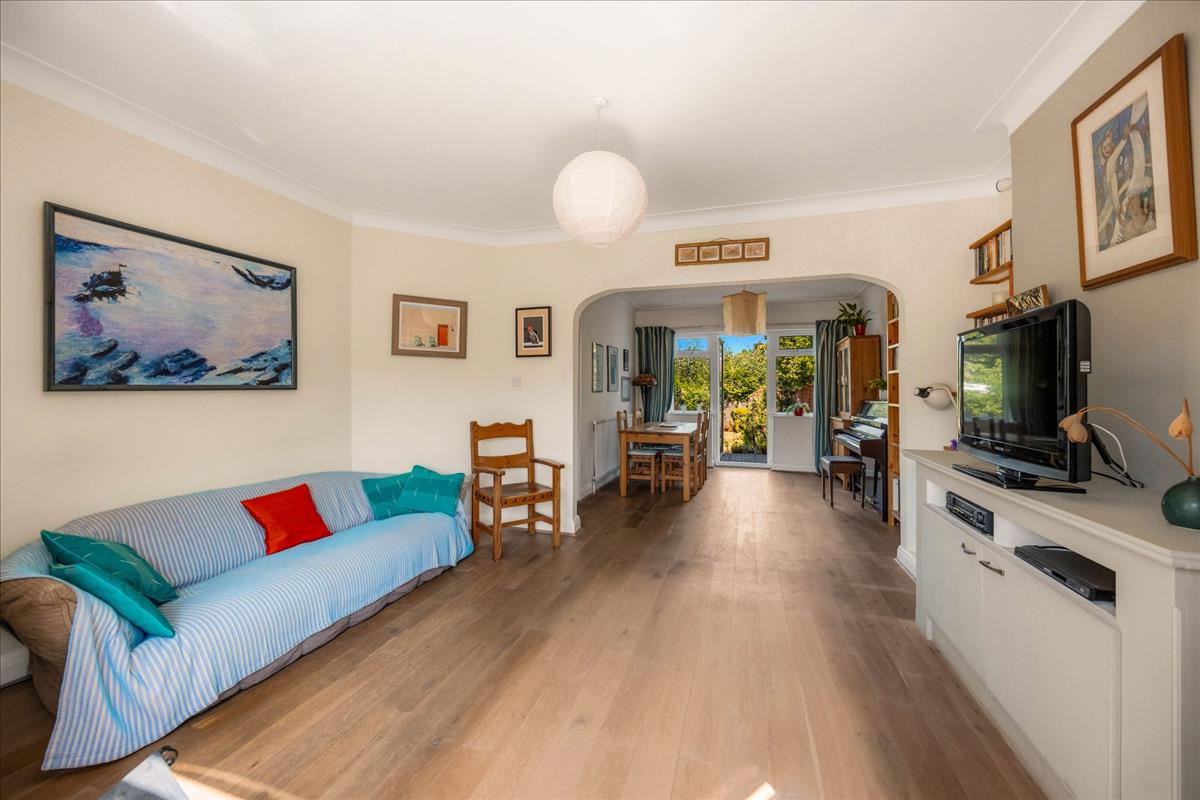 Property Image c9d93c51-11af-446b-9553-19cf63747e72