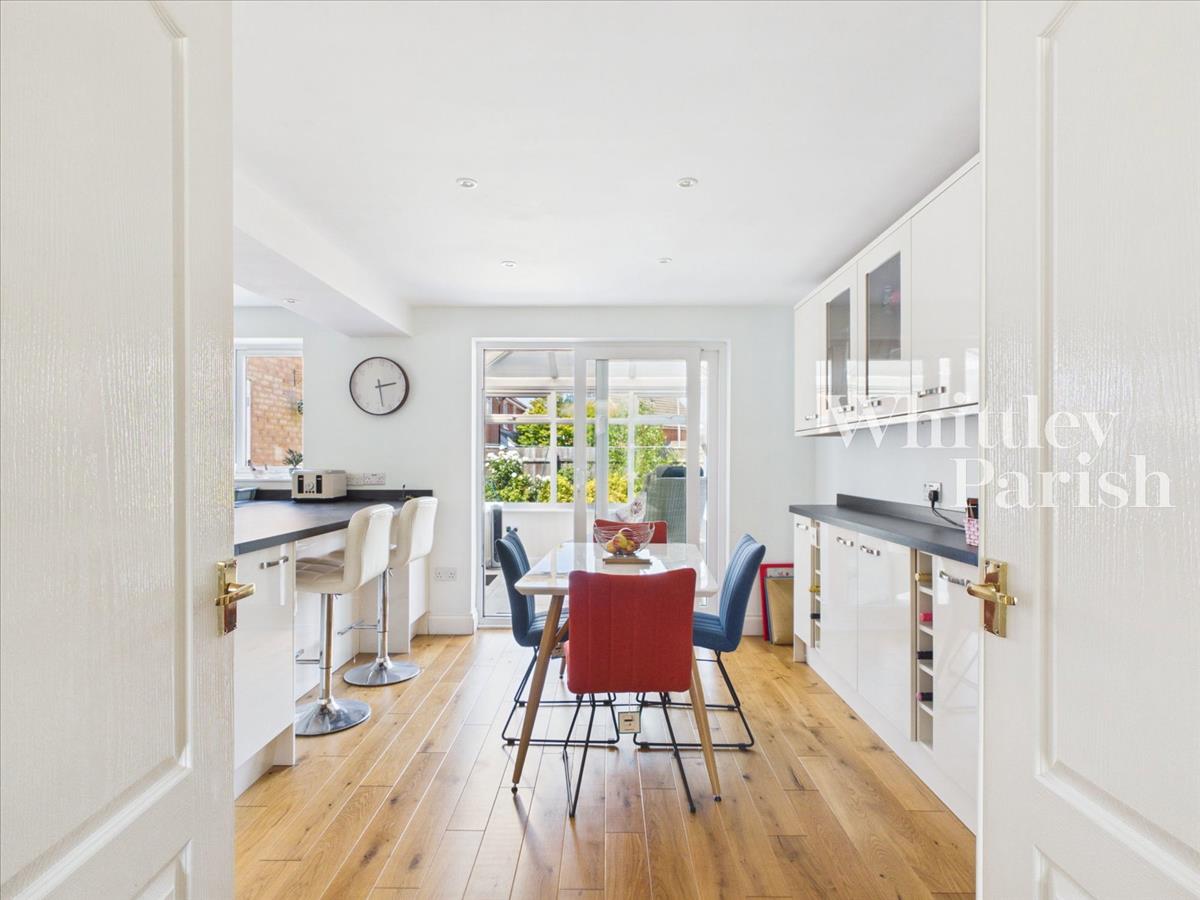 Property Image c9e04204-18d0-4d88-bcd7-6af93b2cb4b7