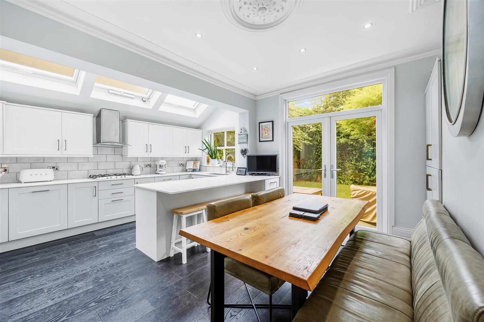 Property Image c9ec6ba0-62a9-4f3f-b504-16e88f1a3d64