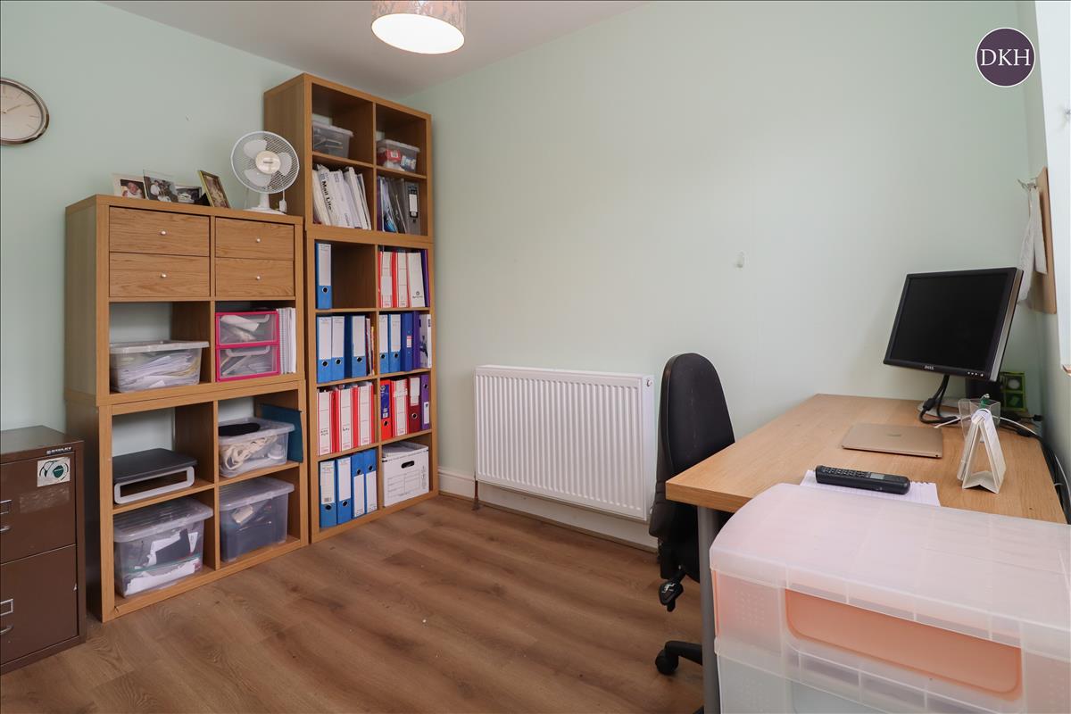 Property Image c9f5bf8e-d6a6-436b-aa25-2f45eceb5f87