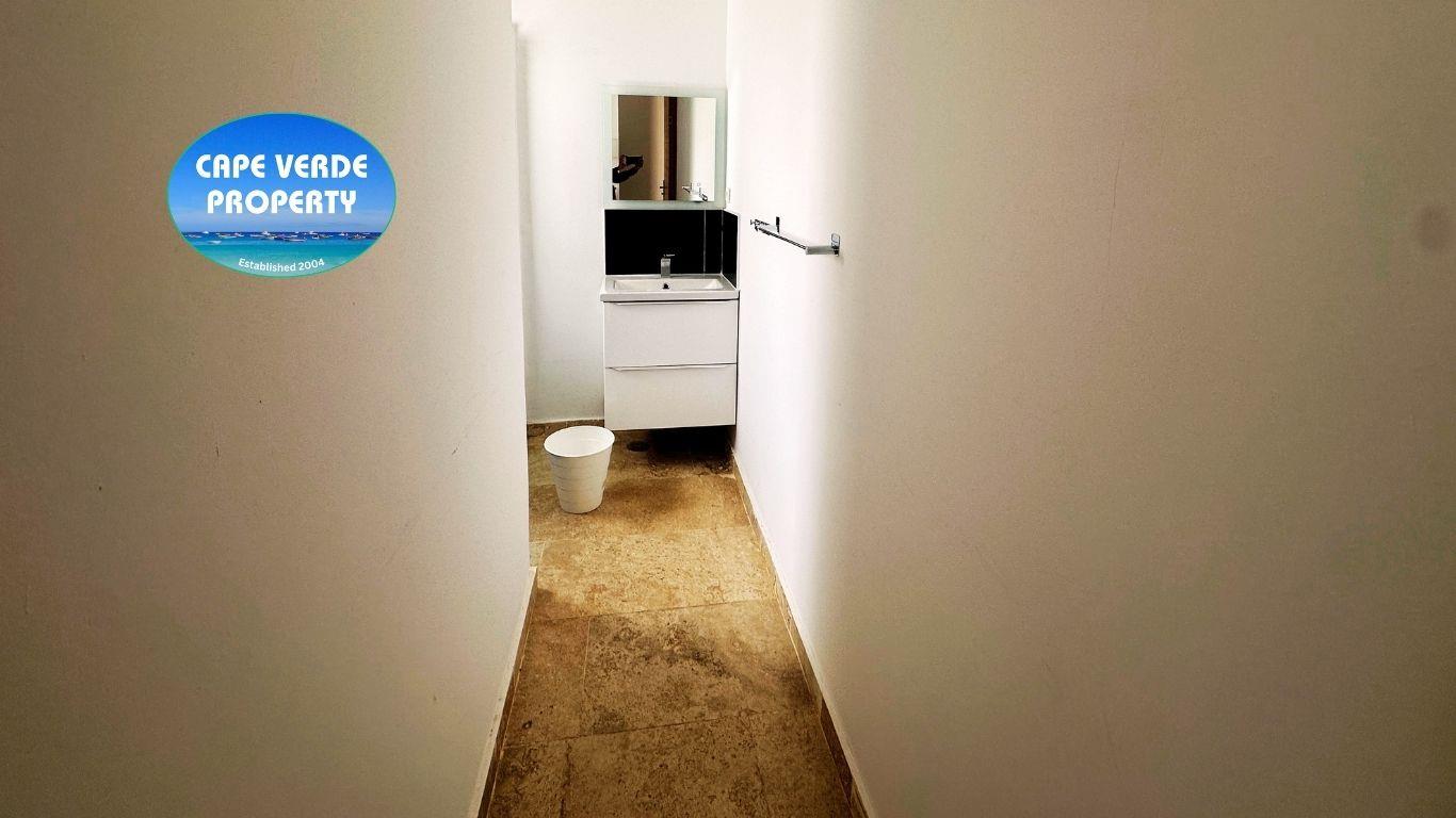 Property Image c9fb5c46-b8c9-43a0-90b3-af050380e3dc