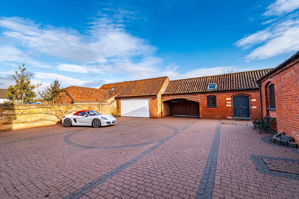 Property Image ca18d5fe-29f1-4ff9-82a1-cd7dac44b8d9