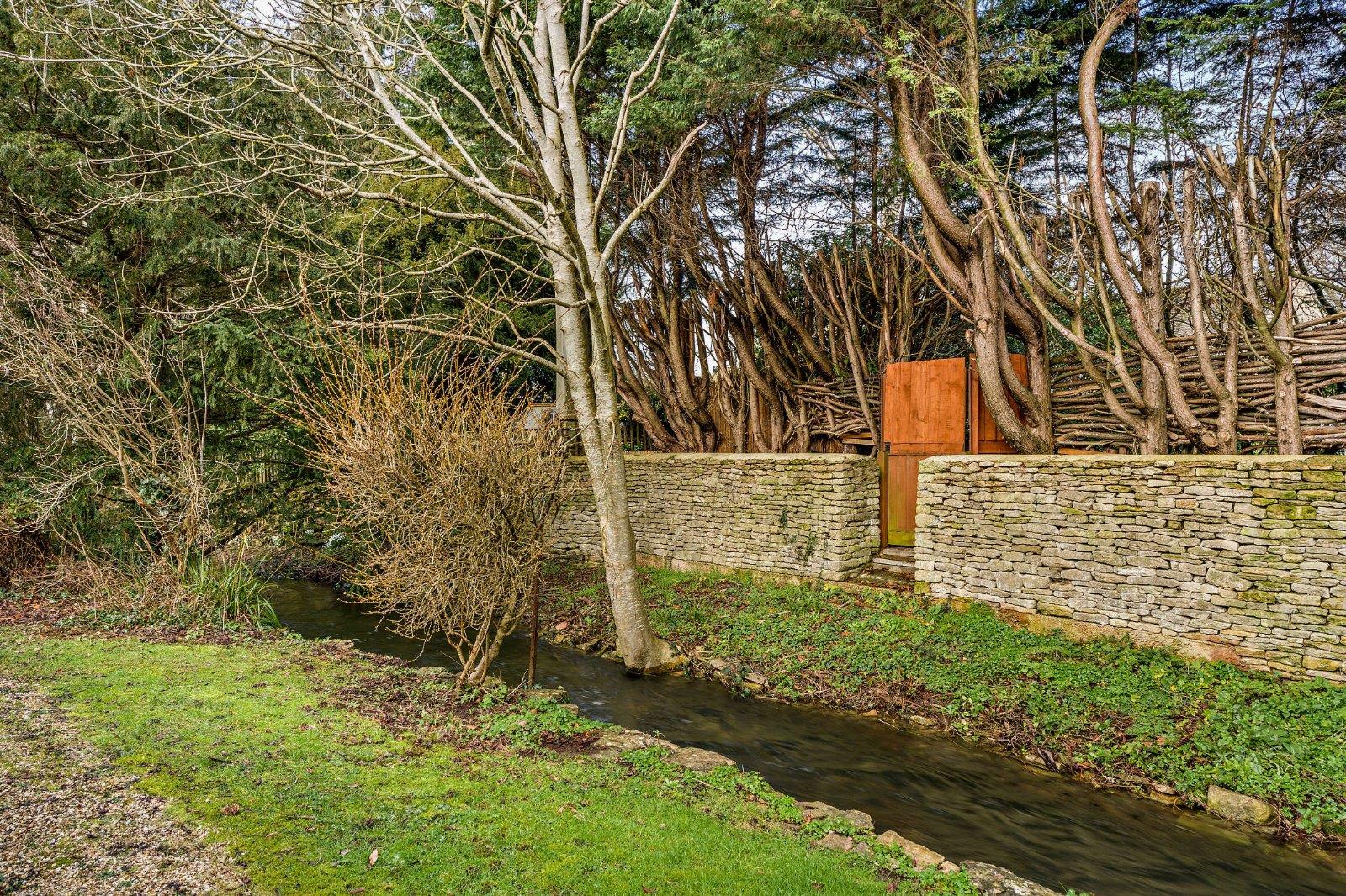 Property Image ca2df91e-cef6-4366-b3f3-9a2ea6135998