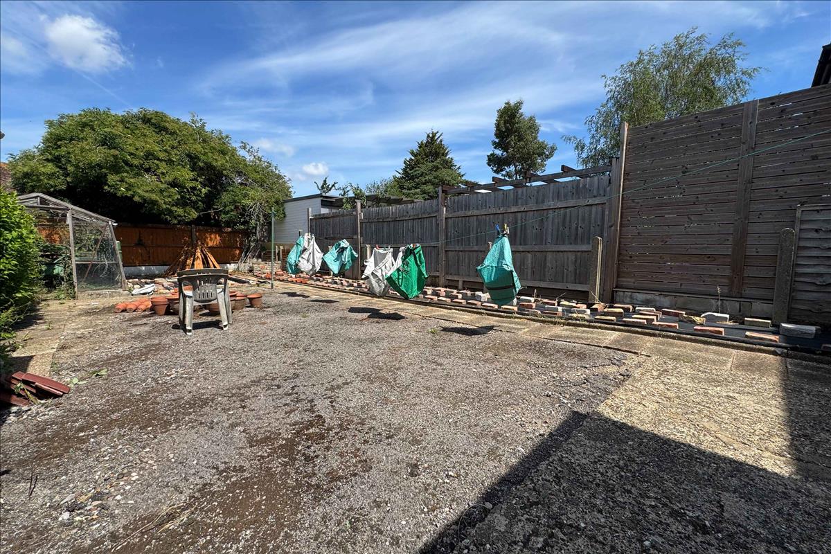 Property Image ca3d5f90-7821-4284-ac0e-3e935aa5ae24