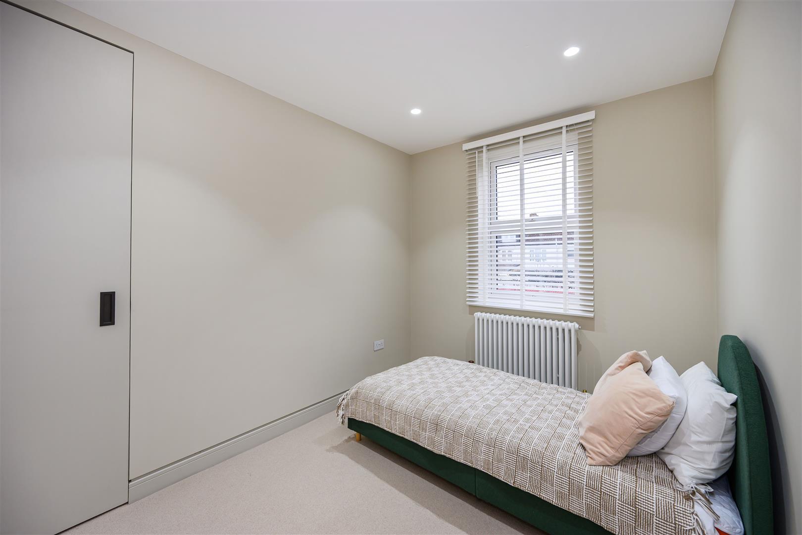 Property Image ca3f5374-4946-4116-a165-366a8110d4da