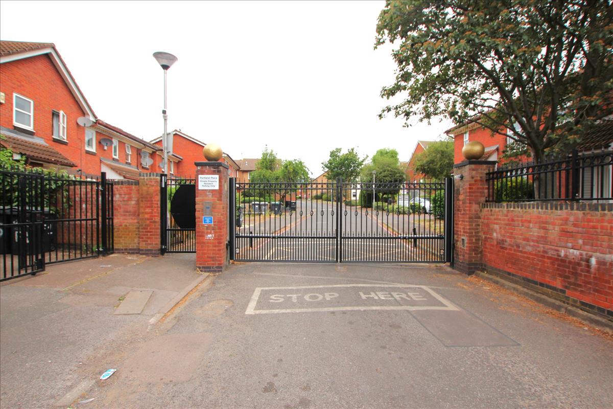 Property Image ca4cea68-068d-4f58-a2fe-27e3e998814e