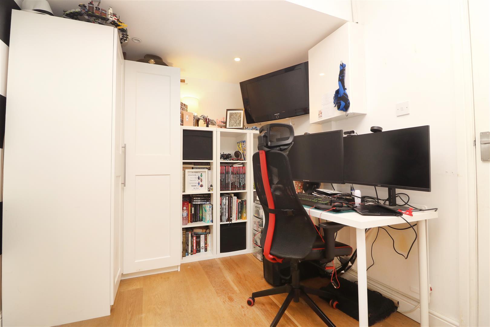 Property Image ca4f6558-7a86-4772-befa-3a4e556ac8ce