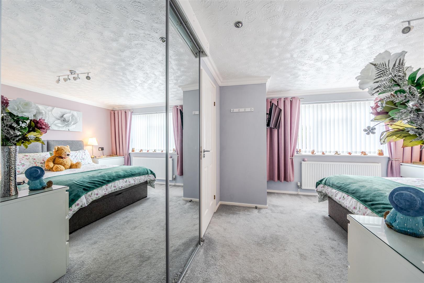 Property Image ca539e9a-b62d-4f39-b838-3ced53d9504d