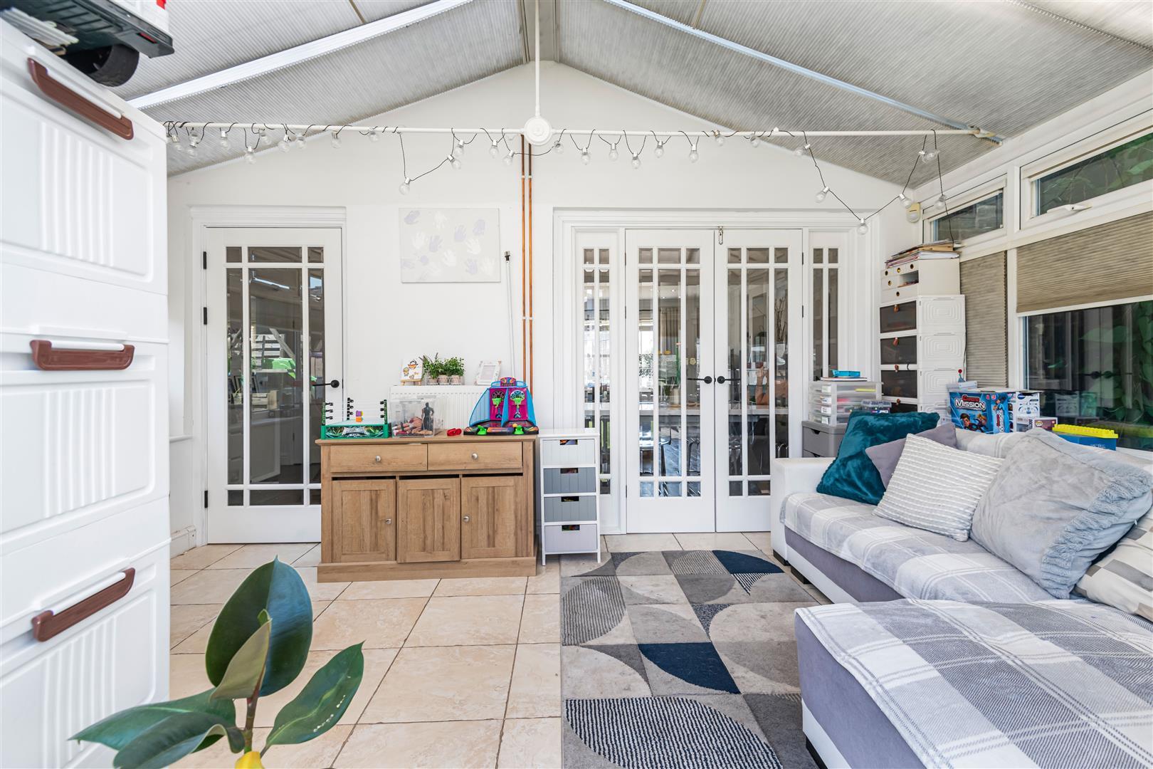 Property Image ca596cbf-1f96-4a18-9e60-c74286a60775