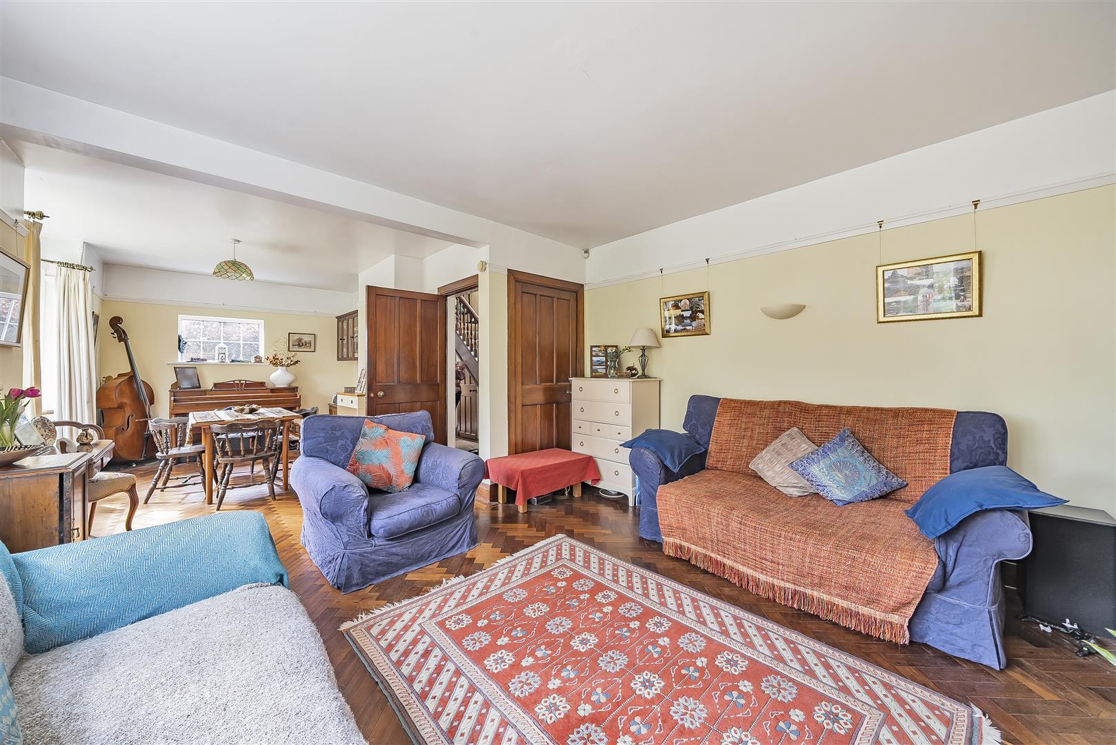 Property Image ca5b6a73-4cb5-4910-b753-c6048b018e52