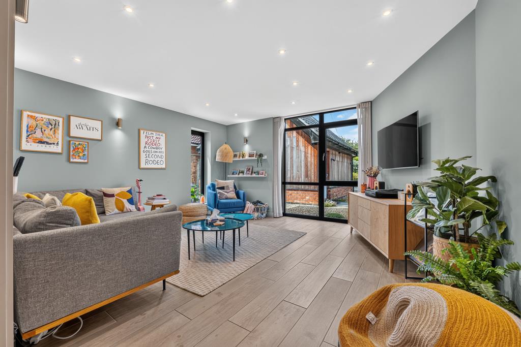 Property Image ca5f5fab-da74-4441-bdb3-179c4f734349
