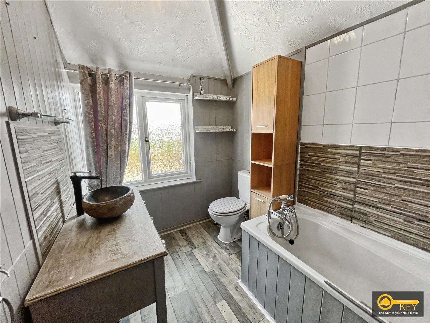 Property Image ca750e4f-00d7-48ca-9e4d-e96678b9015c