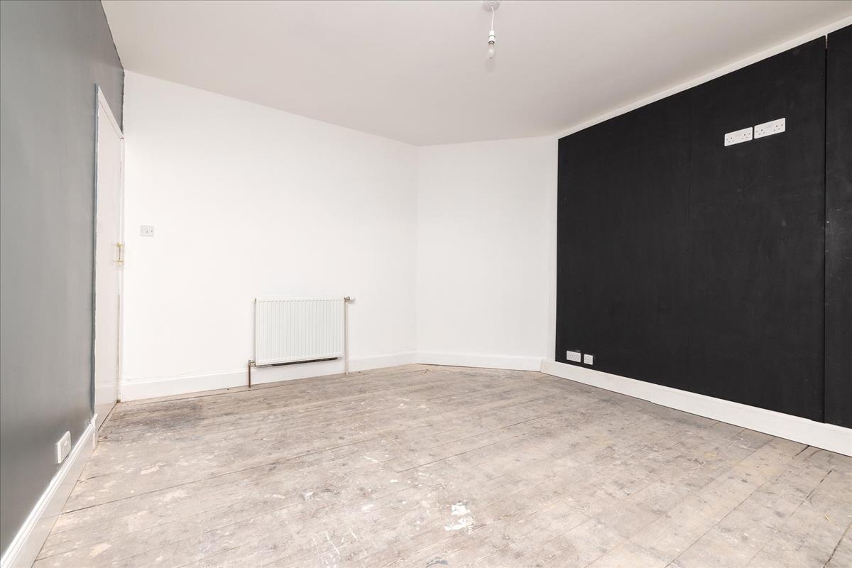 Property Image ca83be62-5b29-4072-b83d-2b0996896c02