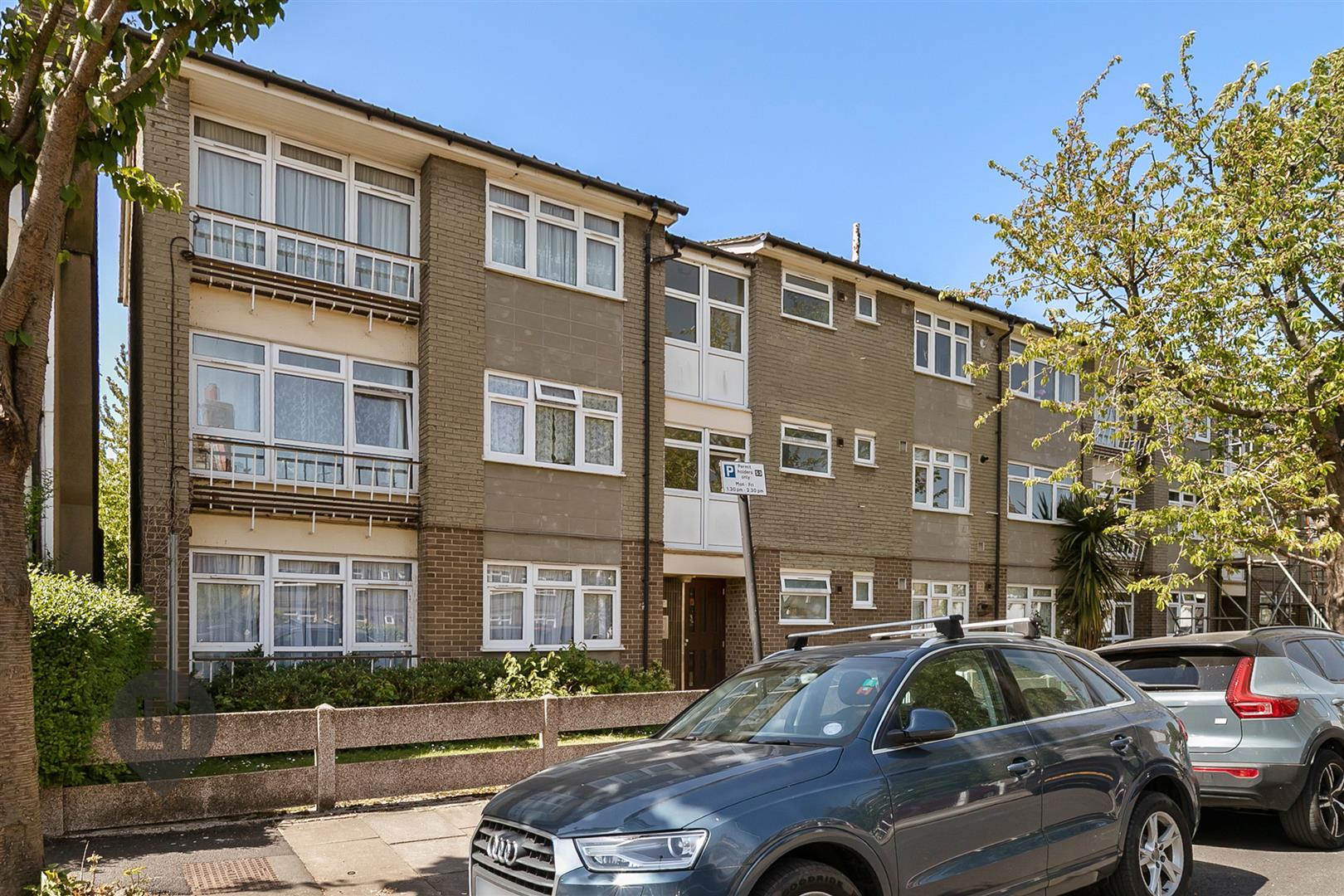 Property Image ca8810fe-61f1-42fd-b8b4-8db24ad182a3