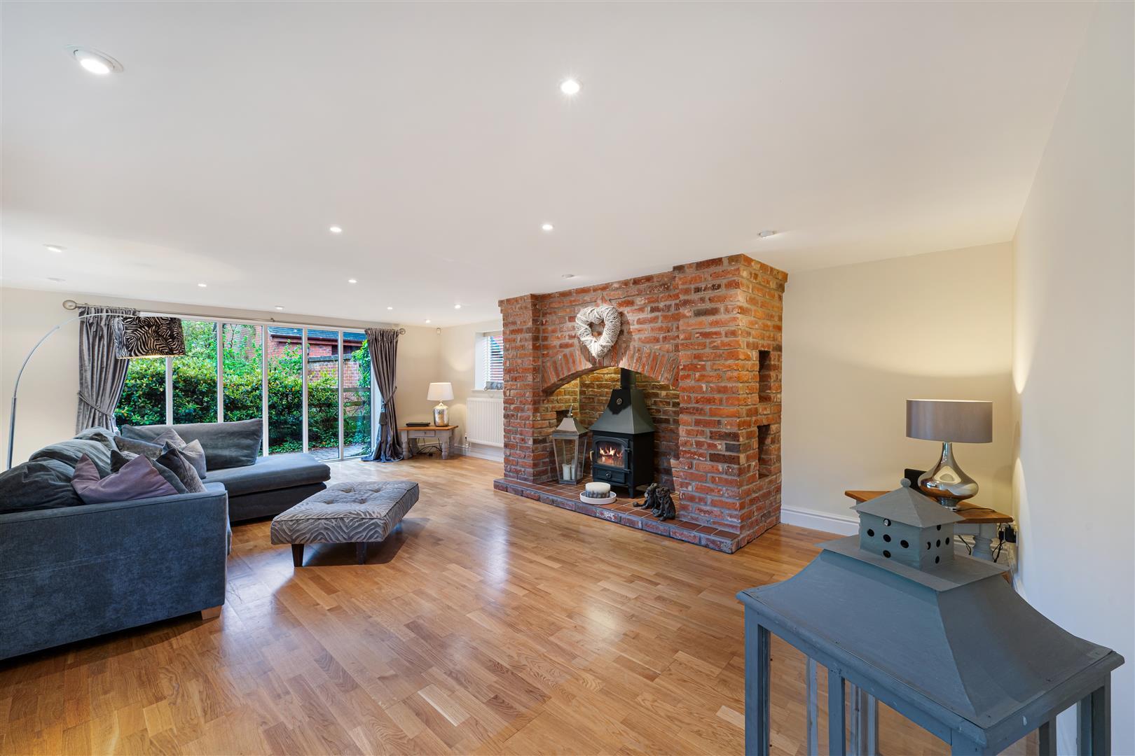 Property Image ca8831a8-b88d-4be4-8611-2ffccb939d6e