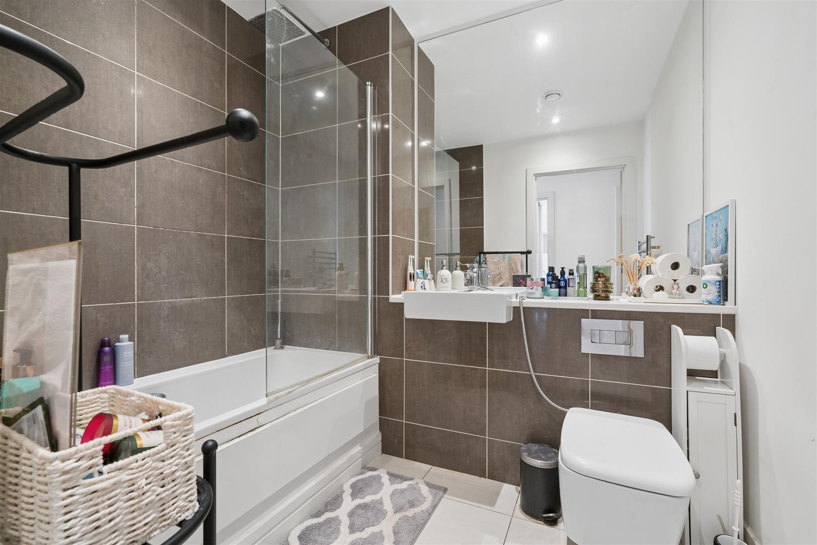 Property Image ca8ab7fe-84e5-45a0-8bb0-376b3b84f3c5