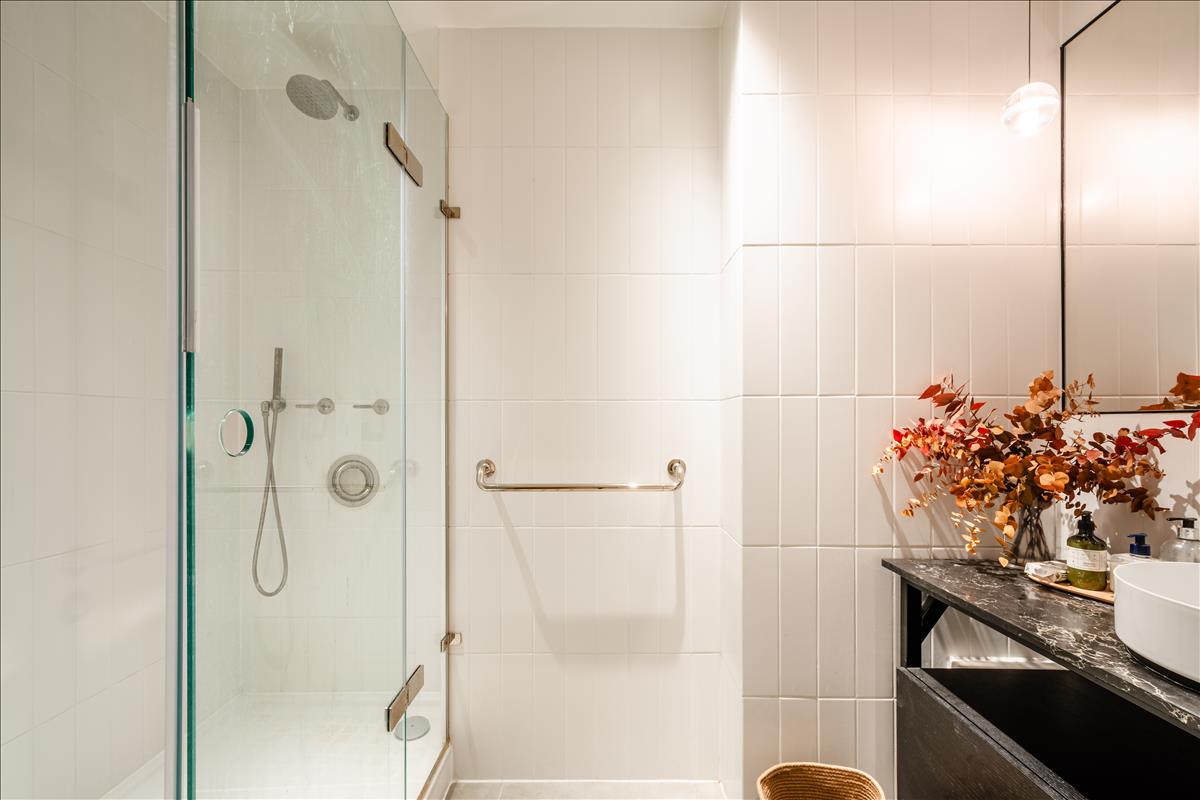 This beautifully presented bright and spacious three-bedroom apartment is on the third floor of the sought-after Long & Waterson development just moments from Columbia Road and Shoreditch High Street.