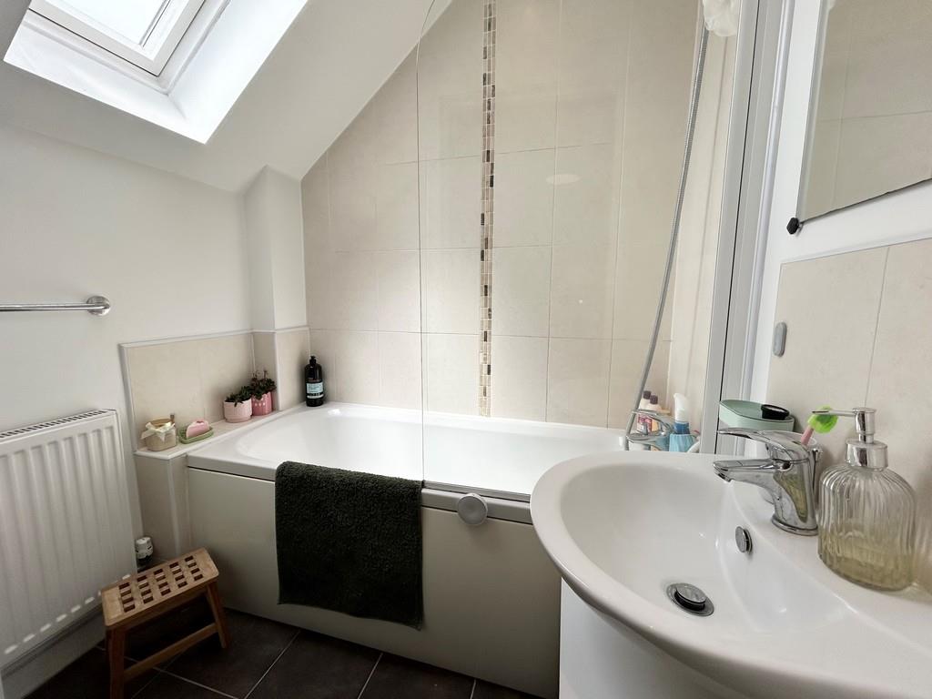 Property Image cab37ca6-94d9-455b-96ad-c9f99e3d8083