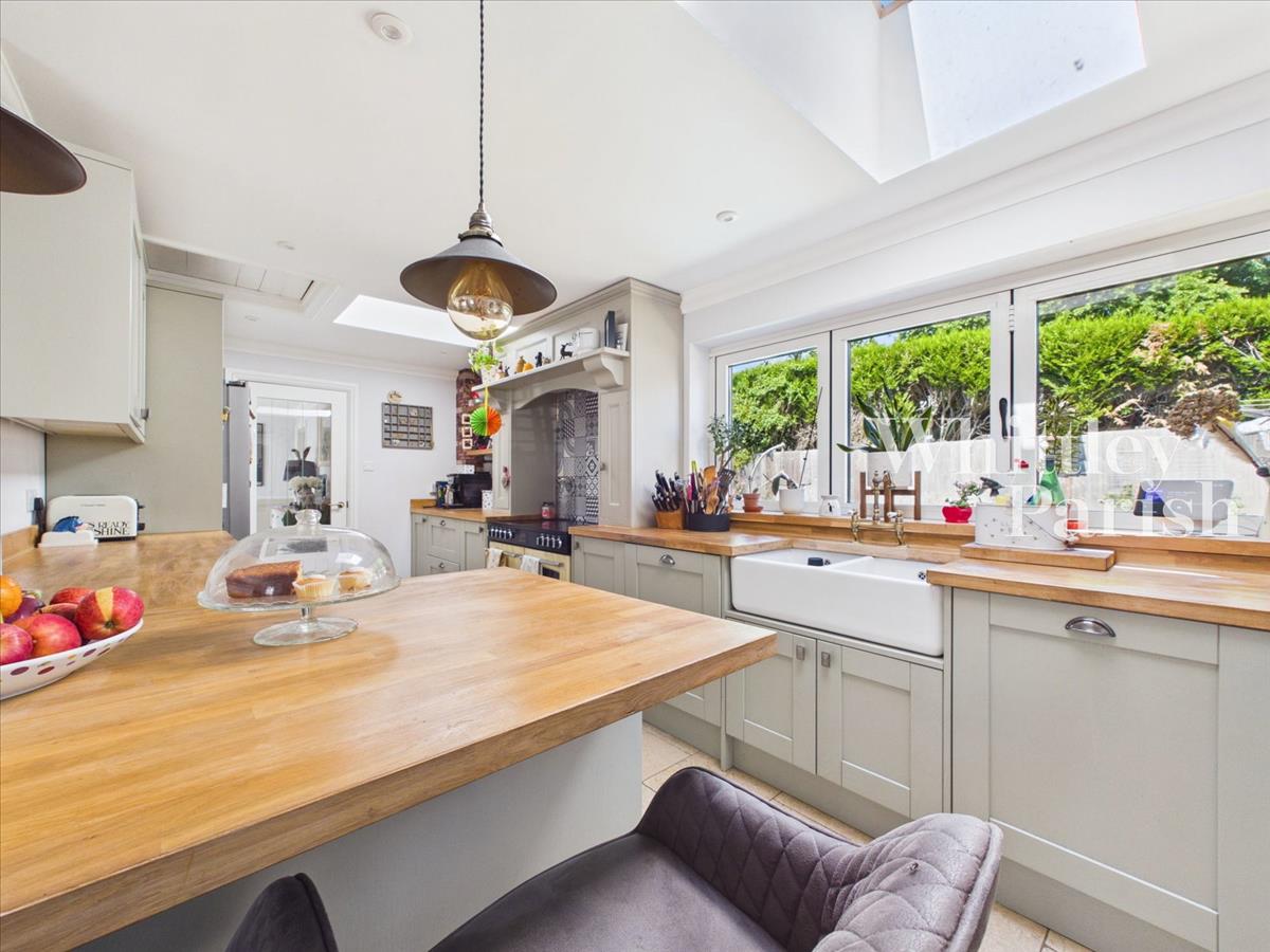 Property Image cab5ddc6-6ae9-416f-824d-59e87b92044c