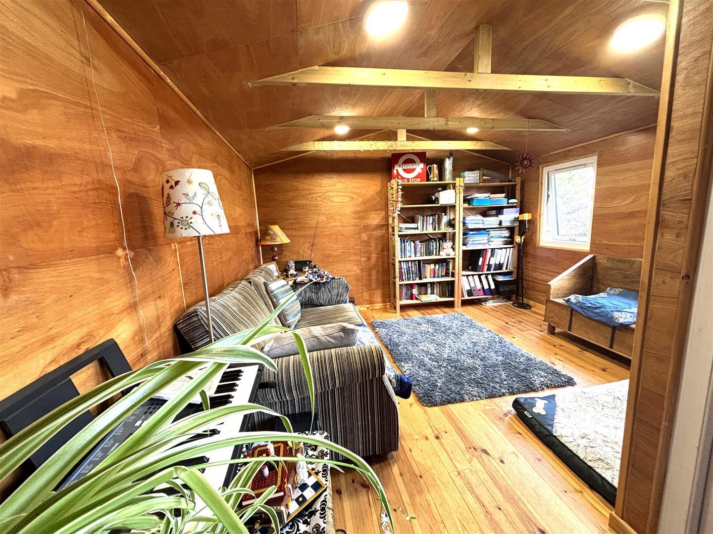 Property Image cad56eee-cd49-46ec-91cc-1a5d59c23b0d