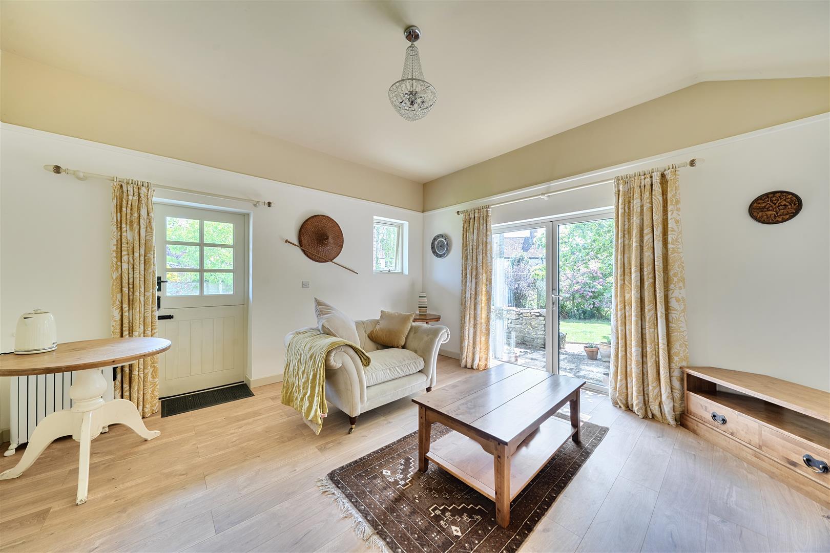 Property Image cad725d6-47a9-4ca5-b17a-5a5ae0a1c2ab