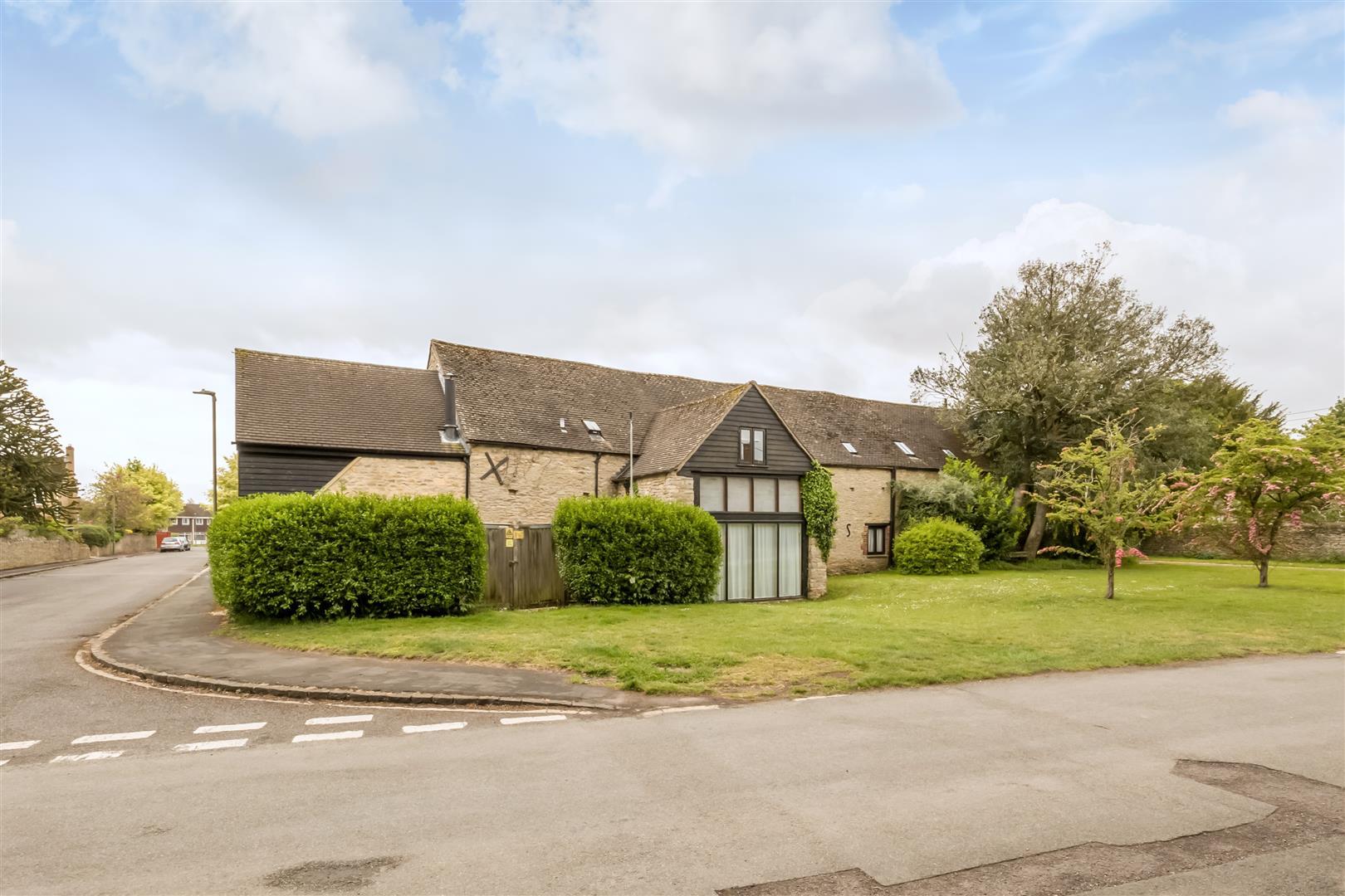 Property Image cae6eb5f-f17a-49fd-a4f2-d3034d791e34