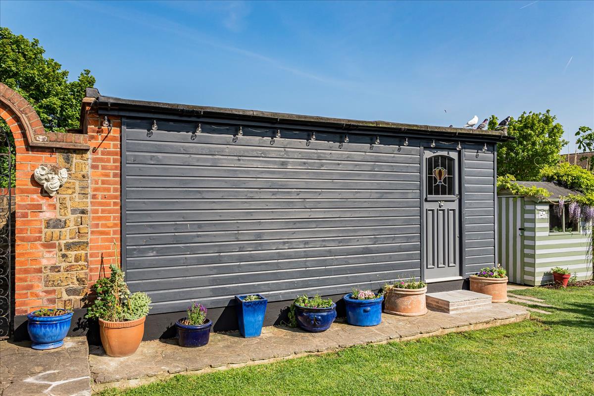 Property Image caf0eee0-e46f-4e05-b795-9a34b8238059