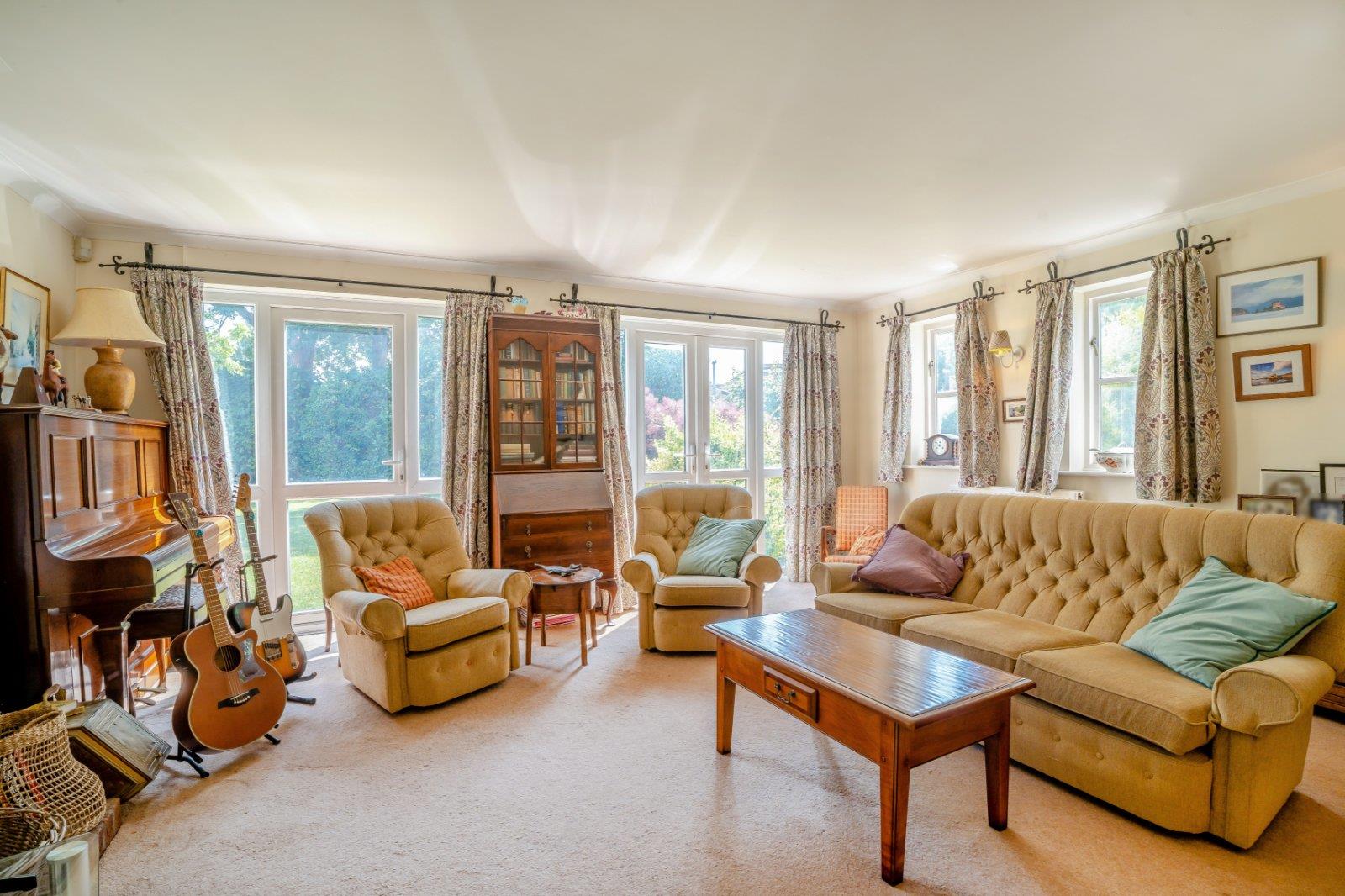 Property Image cb148420-8b85-4e87-9dfe-cc95517cd083