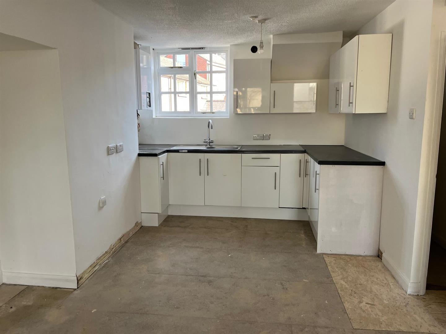 Property Image cb1c6dae-96f1-4102-87ad-1e3fc1c3d7dc