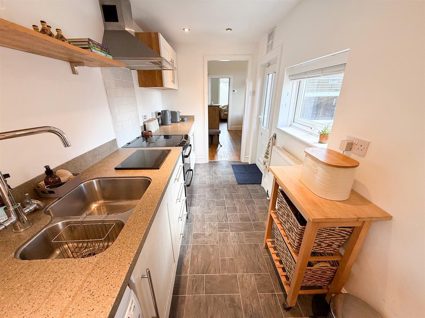 Property Image cb213287-a41b-405a-82f2-b1974e034d5d