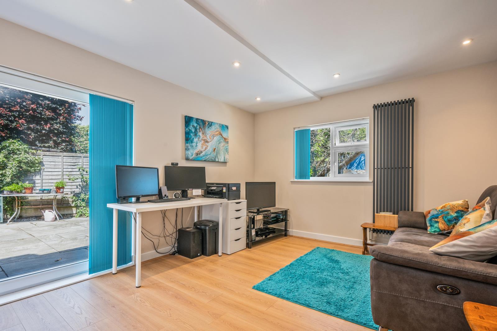 Property Image cb2bdbec-fbdc-43bf-94d1-3c5a919326b5