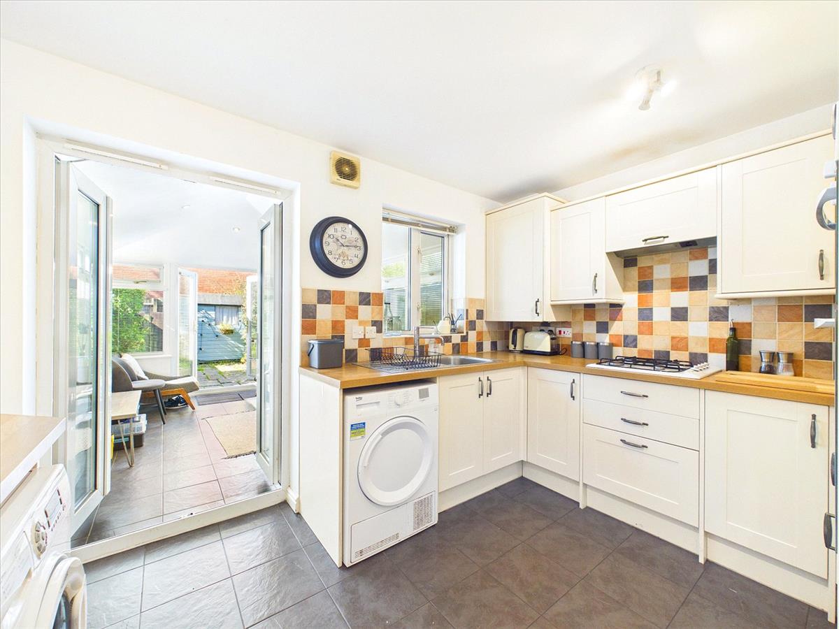 Property Image cb30dc3a-48e7-4fbf-a412-a6171d5f4170